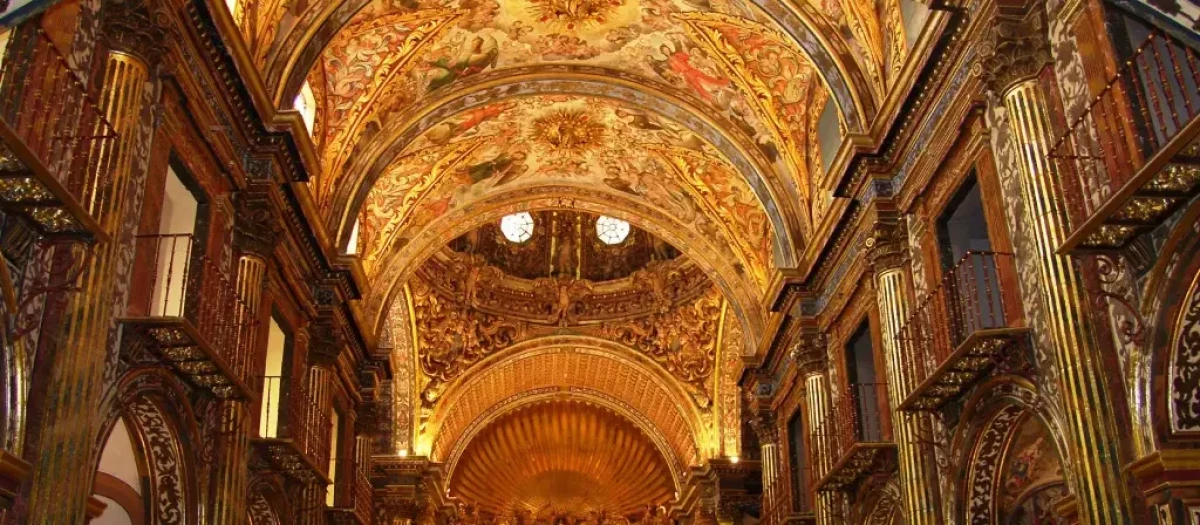 igleisa del colegio parroquial de Santo Domingo