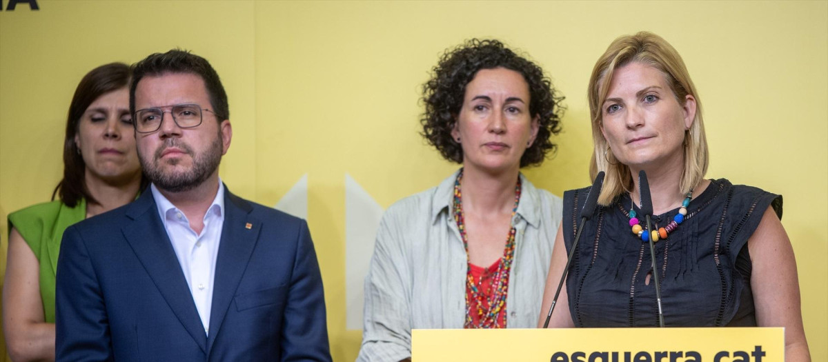 La portavoz de ERC, Raquel Sans, durante una rueda de prensa, en la sede de ERC, a 29 de julio de 2024, en Barcelona, Catalunya (España). La ejecutiva de ERC ha avalado este lunes, 29 de julio, el preacuerdo con el PSC para investir como presidente de la Generalitat al líder socialista, Salvador Illa, tras una reunión de casi 10 horas, y que se basa en mejoras en financiación y en impulso del catalán.
29 JULIO 2024;ERC;CATALUNYA;
Lorena Sopêna / Europa Press
29/7/2024