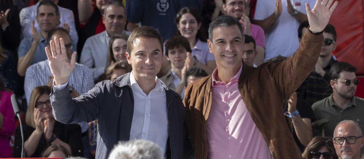 Juan Lobato y Pedro Sánchez