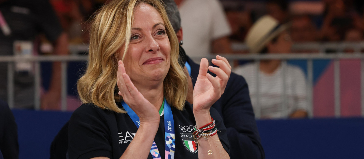 Giorgia Meloni se emociona al ver a una judoca italiana ganar la medalla de oro