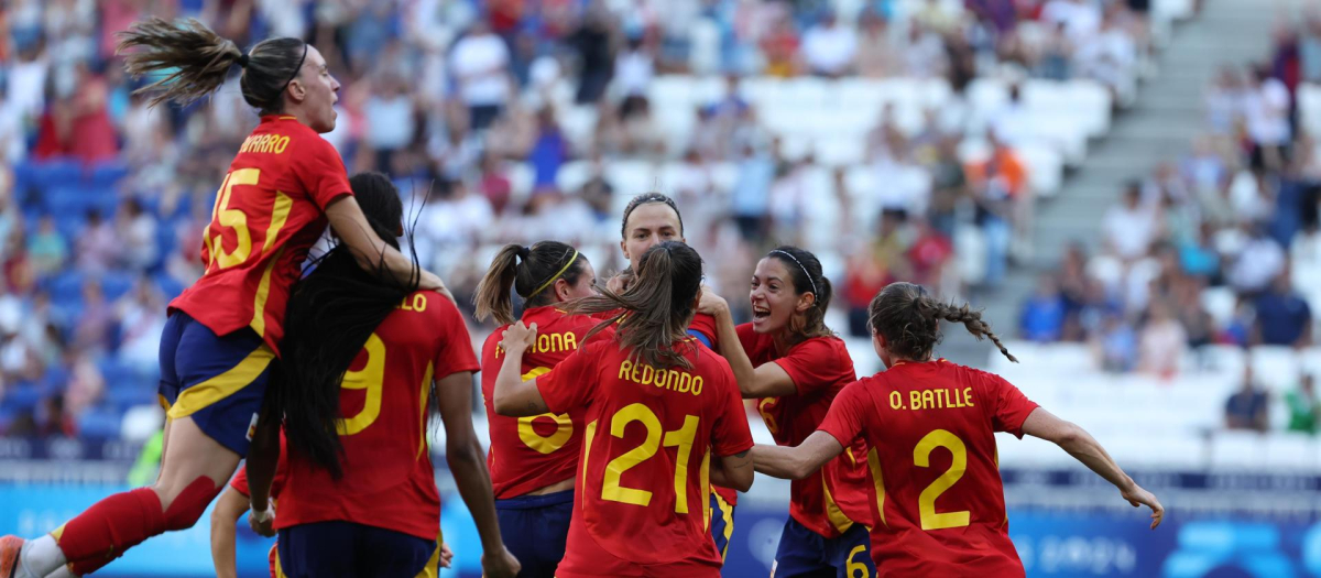 La selección española de fútbol femenino se clasifica a semifinales