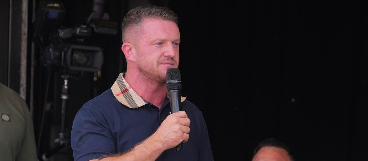 Tommy Robinson en una comparecencia ante sus seguidores