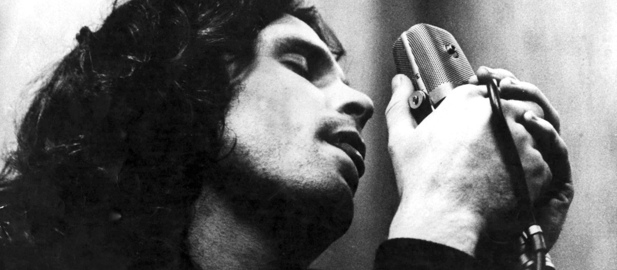 Jim Morrison, vocalista de The Doors, poeta malogrado y juguete roto del rock n'roll