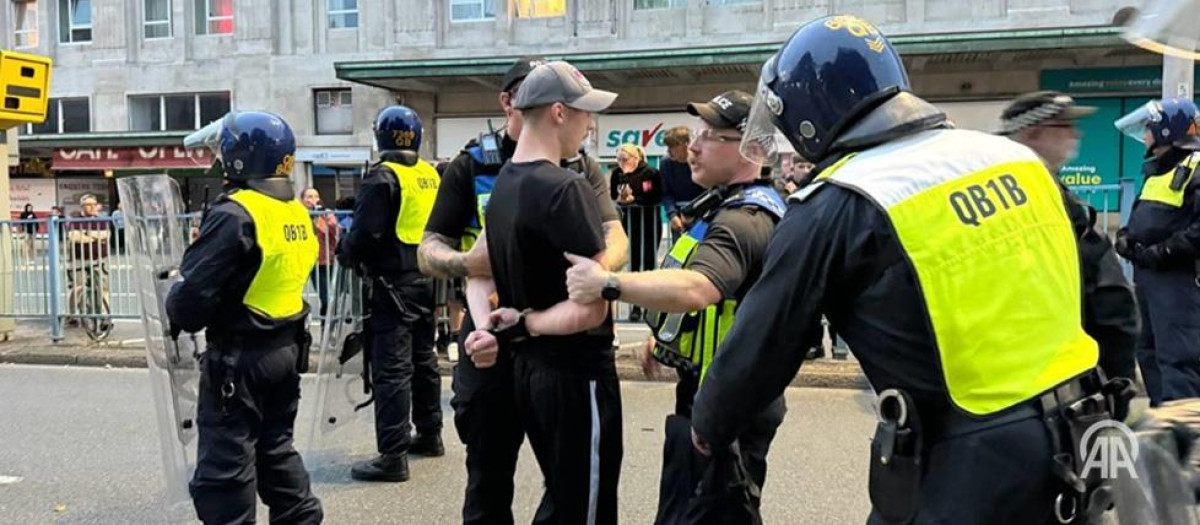 La última semana han aumentado las detenciones masivas en Reino Unido