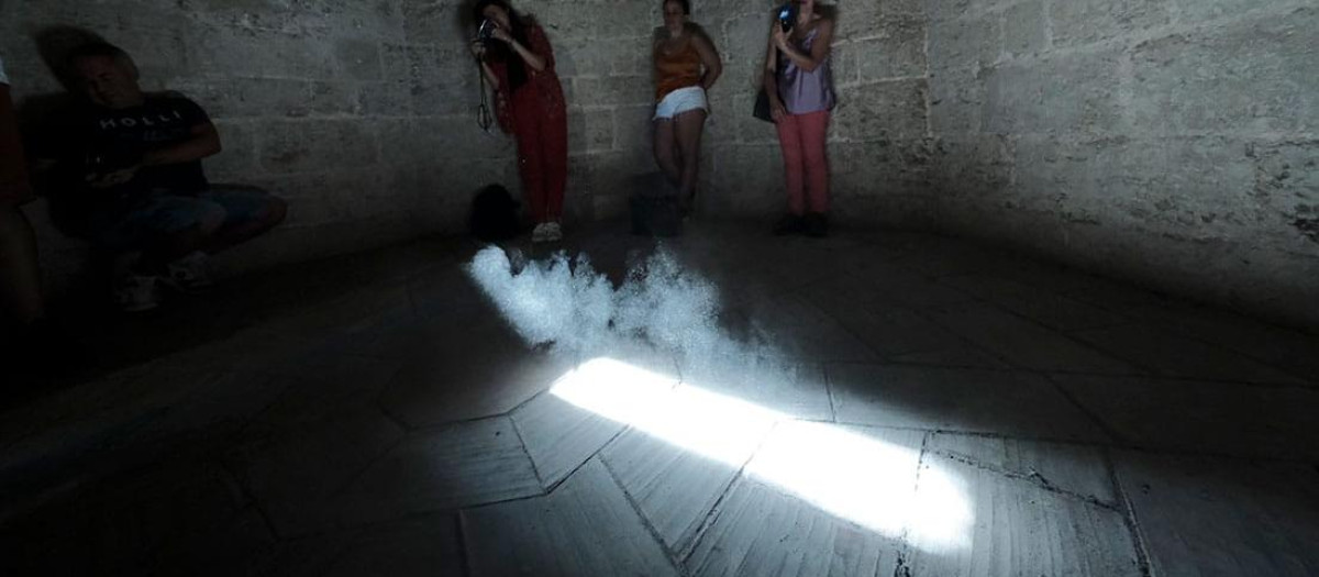Foto del fenómeno lumínico de la Catedral de Valencia
