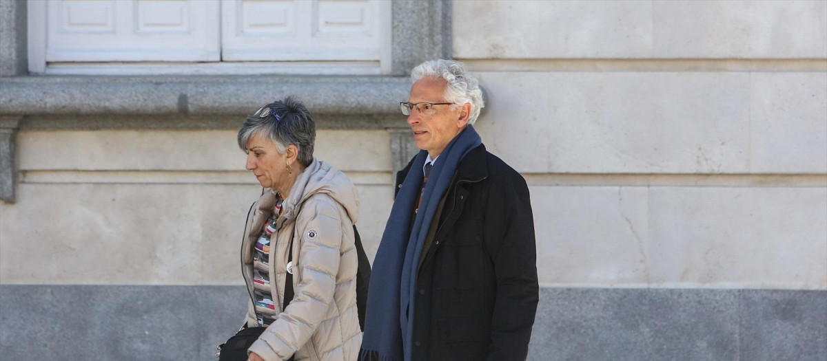 El  juez y exsenador de ERC, Santiago Vidal, llega al Tribunal Supremo, para declarar en la jornada 17 del juicio del procés.
14 marzo 2019, independentismo, Catalunya, juicio
Ricardo Rubio / Europa Press
(Foto de ARCHIVO)
14/3/2019