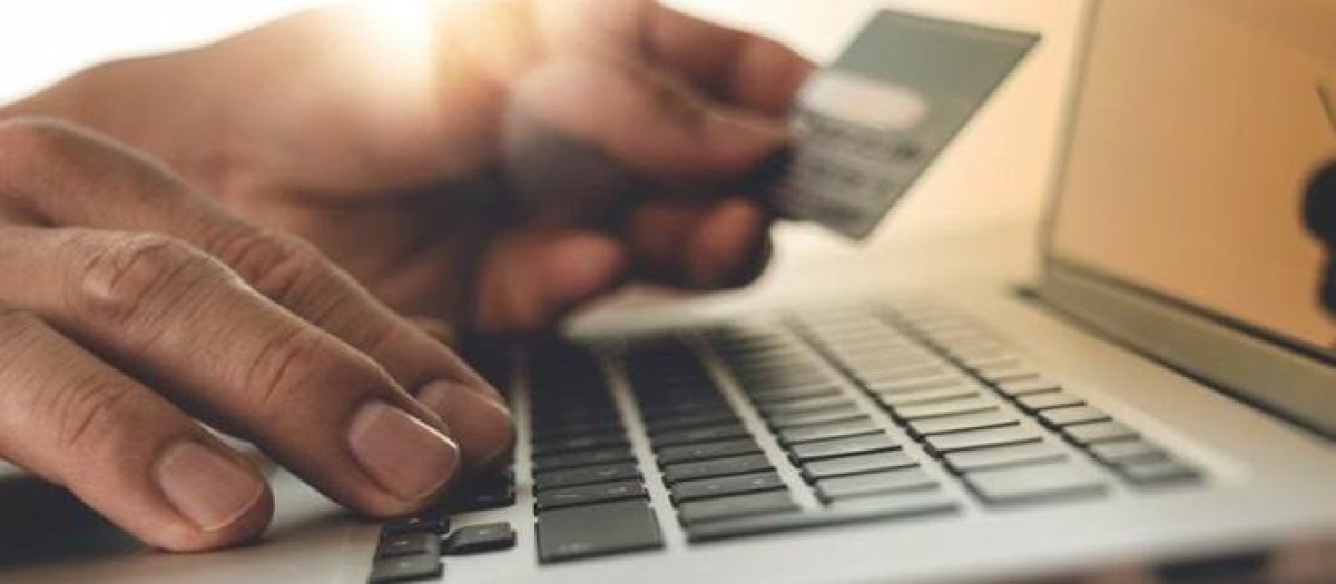 El peligro de las tarjetas revolving: el interés medio ronda el 18,5 %, pero puede llegar a superar el 23 %