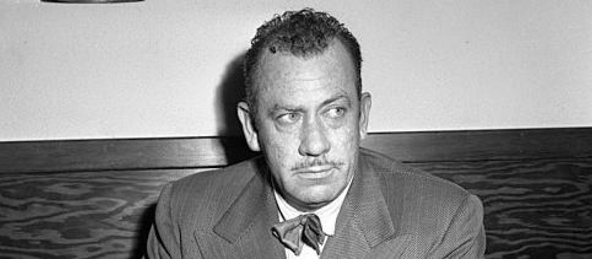 El escritor John Steinbeck