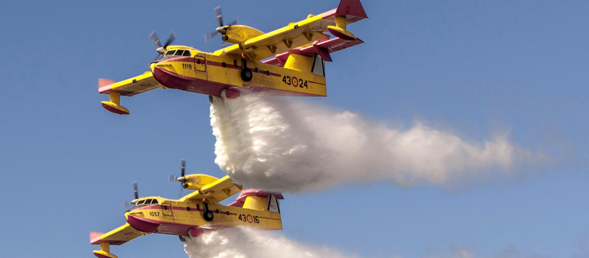 Estos dos aviones del Ala 43 participaron en la extinción de incendios en Bulgaria