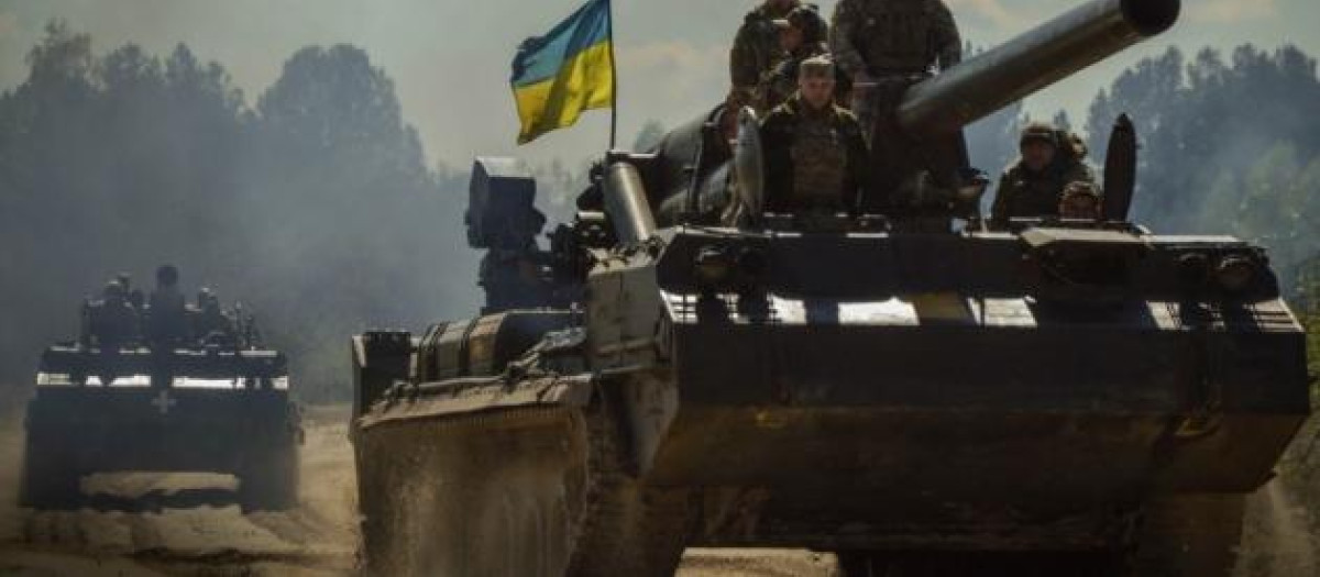 Fuerzas ucranianas se despliegan para contrarrestar la invasión rusa (archivo)