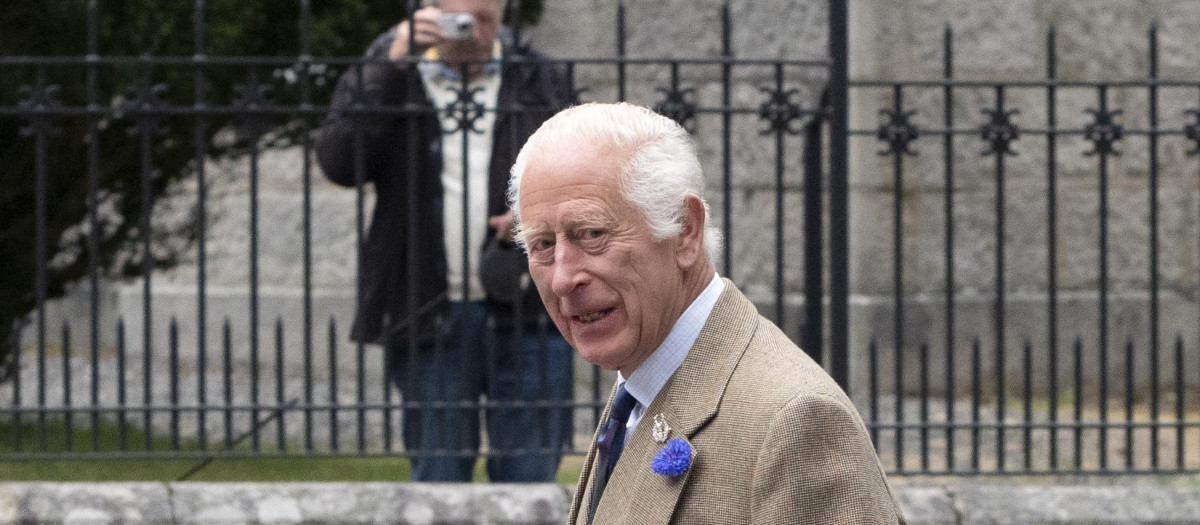 King Charles III inspects the Balaklava Company, 5th Battalion, The Royal Regiment of Scotland, at the gates of Balmoral, as he takes up summer residence at the castle. Picture date: Monday August 19, 2024. *** Local Caption *** .