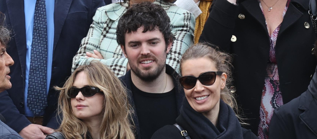 Nicole Kimpel, Stella del Carmen y Álex Gruszynski rn Málaga, Spain. en 2024