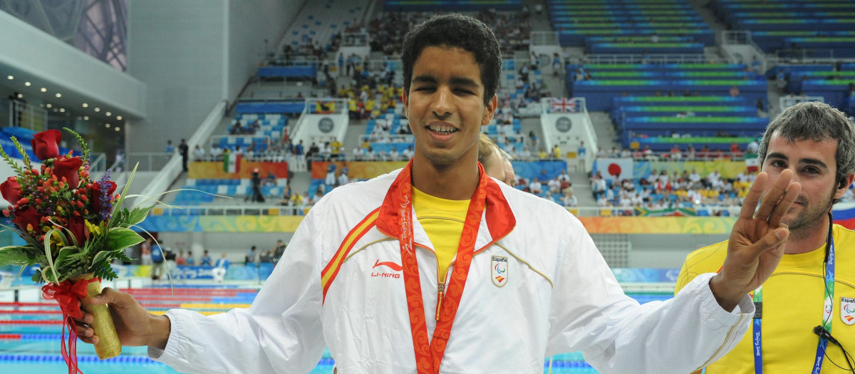 Enhamed Enhamed fue medalla de oro en 100 m. libres en la categoria de ciegos totales, en los JJOO de Pekín en 2008