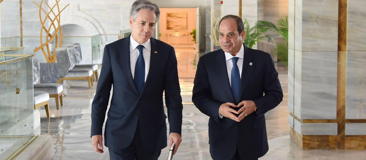 Blinken, secretario de Estados de EE.UU. reunido con Fattah El-Sisi en El-Alamein (Egipto)