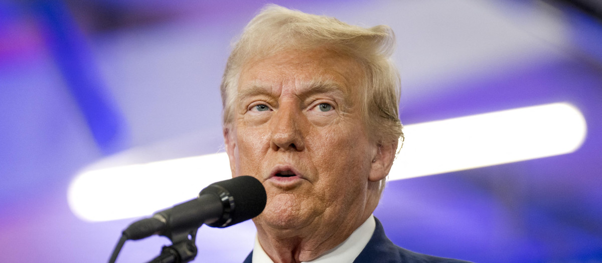 El expresidente Donald Trump en un mitin en Michigan
