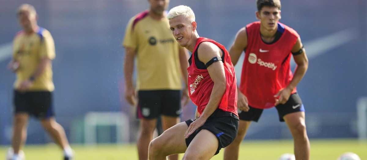 Dani Olmo será inscrito por Christensen en el Barcelona