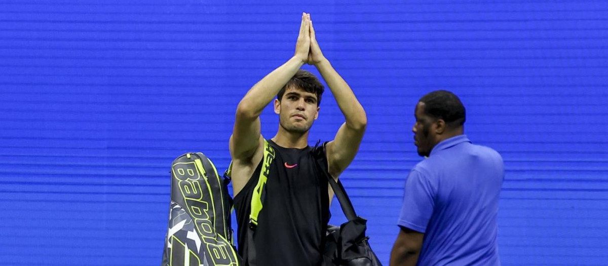 Carlos Alcaraz pide perdón tras su derrota en segunda ronda del US Open contra Botic van De Zandschulp