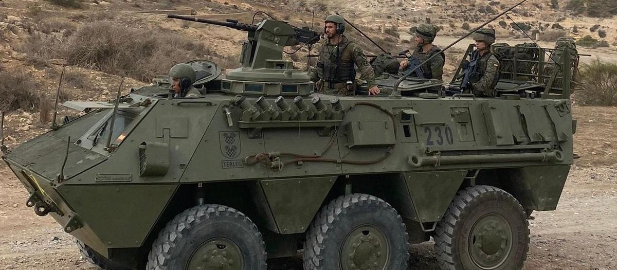 Miembros del Tercio ' Gran Capitán' 1º de la Legión realizan reconocimiento de itinerarios en Melilla