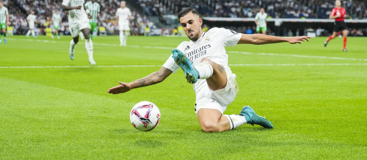 El centrocampista del Real Madrid Dani Ceballos durante el partido ante el Betis