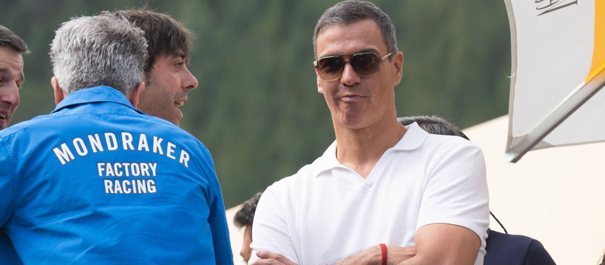 Spanish President Pedro Sánchez and his wife Begoña Gómez at the UCI 2024 Mountain Bike World Cup Pal Arinsal Andorra. 31 August 2024