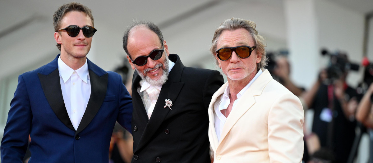 El actor estadounidense Drew Starkey, el director italiano Luca Guiadagnino y el actor estadounidense Daniel Craig asisten al estreno de la película 'Queer' durante el 81º Festival Internacional de Cine de Venecia