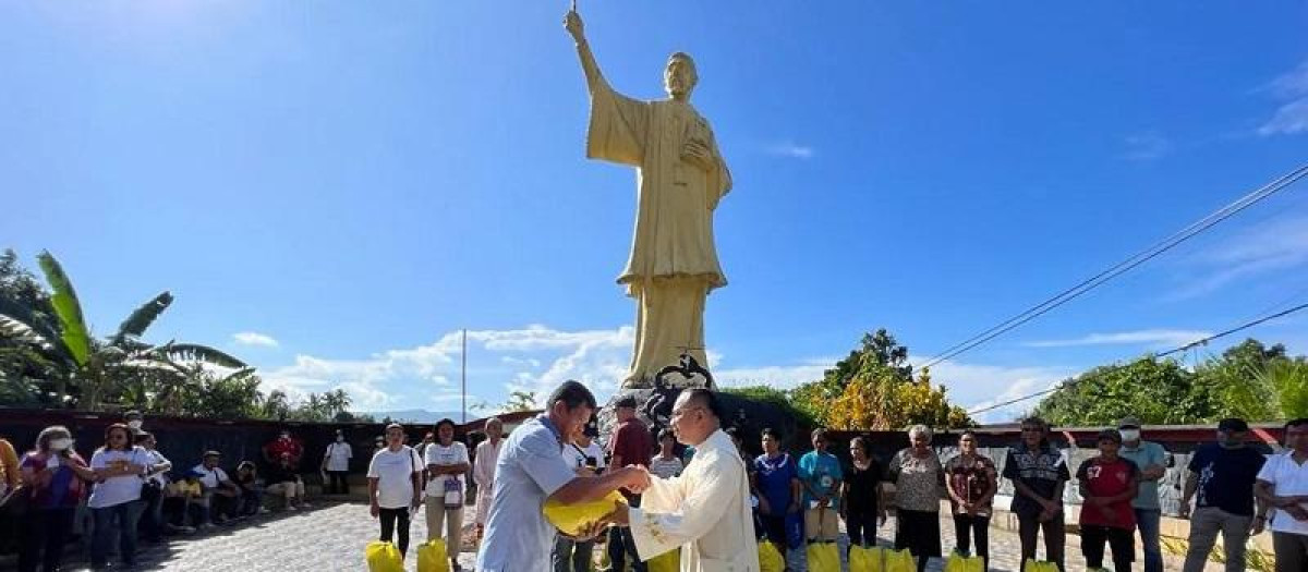 Numerosos indonesios se congregan en Ambon para conmemorar a San Francisco Javier