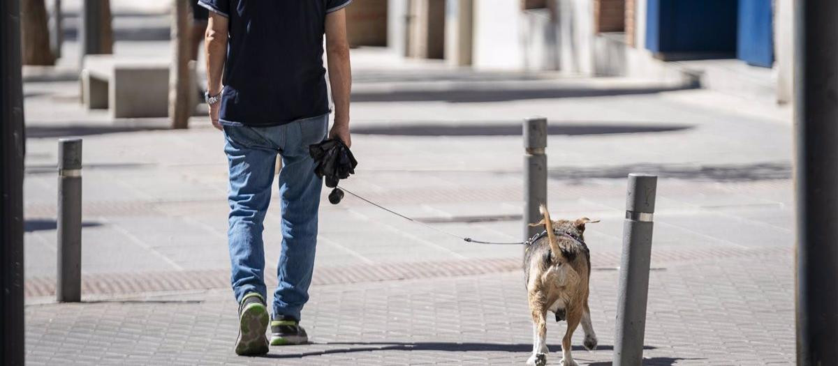 Según asegura la víctima, no se produjo ningún choque entre ambos, por lo que no entiende la violencia de la respuesta