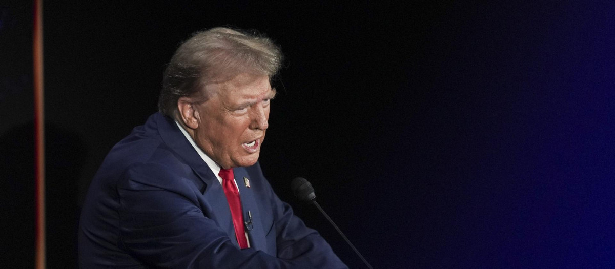 Donald Trump en acción durante el debate