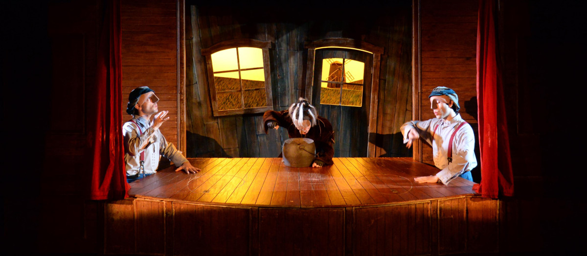 Escena de la obra de teatro 'Gemelos'