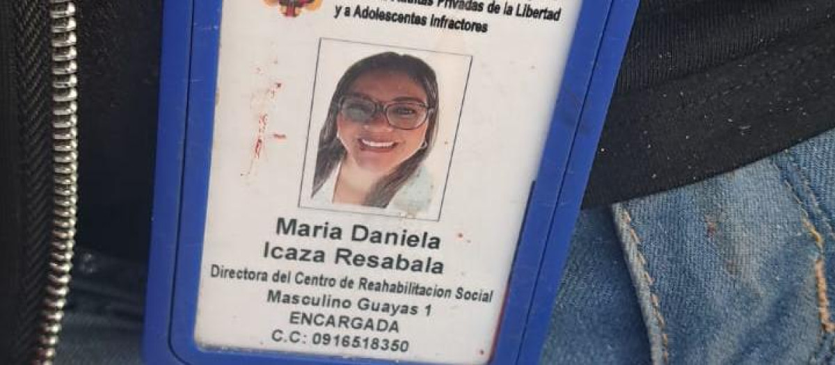 La acreditación que María Daniela Icaza llevaba colgada en el momento de su asesinato
