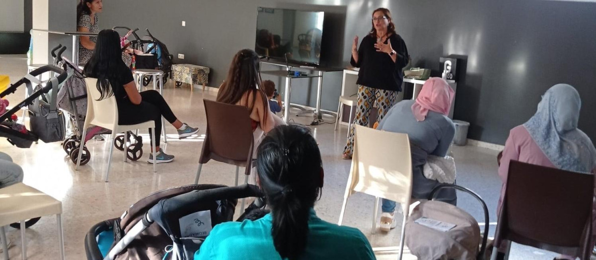 Charla organizada por Redmadre Córdoba
