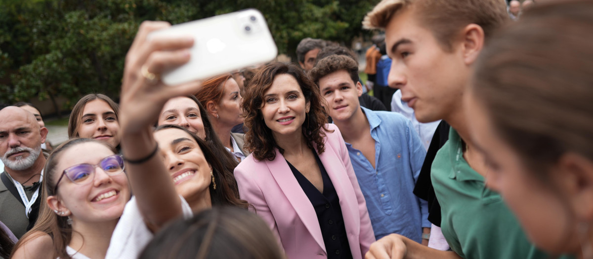 La presidenta de la Comunidad de Madrid, Isabel Díaz Ayuso