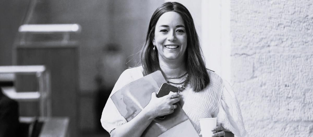 María