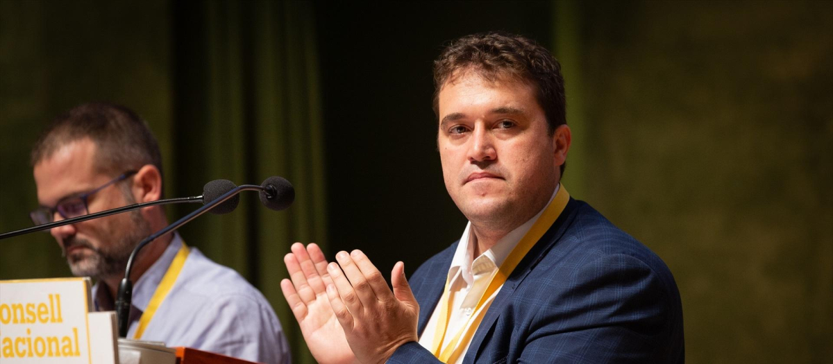 (Foto de ARCHIVO)
El presidente del PDeCAT, David Bonvehí, interviene en el Consell Nacional del partido, en Barcelona (Cataluña/España) a 5 de octubre de 2019.

David Zorraquino / Europa Press
05 octubre 2019, Barcelona, Cataluña, Política, PDeCAT, David Bonvehí
05/10/2019