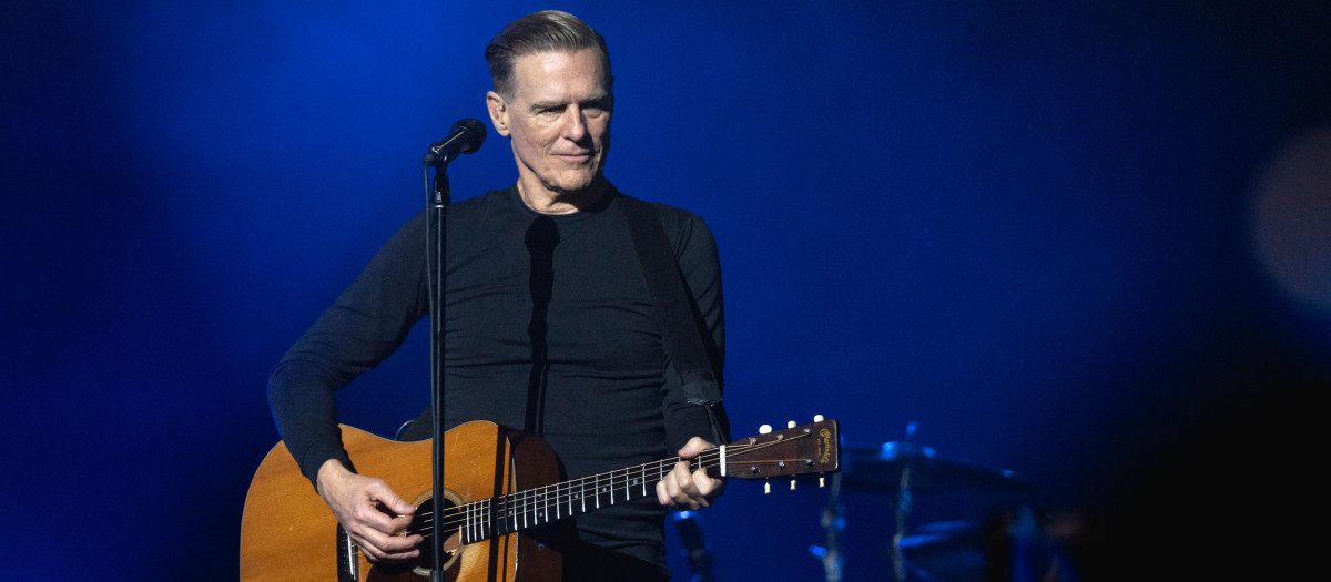 El cantante Bryan Adams