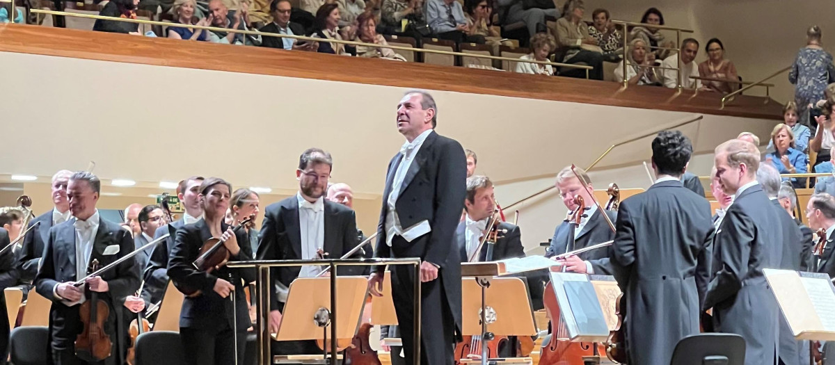 Final del concierto de la Filarmónica de Viena en el Auditorio Nacional