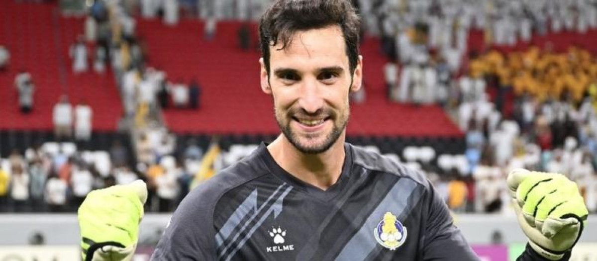 Sergio Rico redebutó en la portería del Al-Gharafa