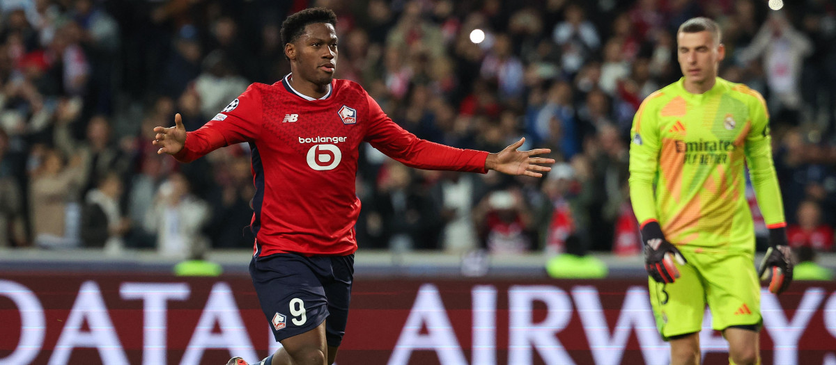 Jonathan David adelantó al Lille desde los once metros
