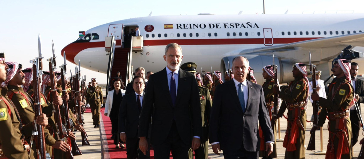 Felipe VI ya ha aterrizado en Jordania donde tendrá varios actos