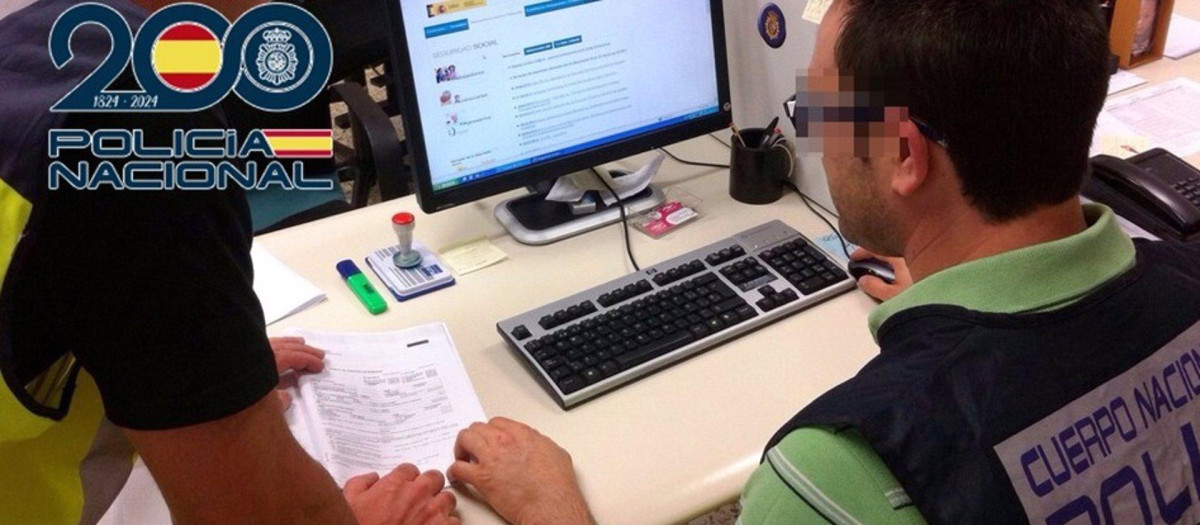 Policías investigadores de Extranjería