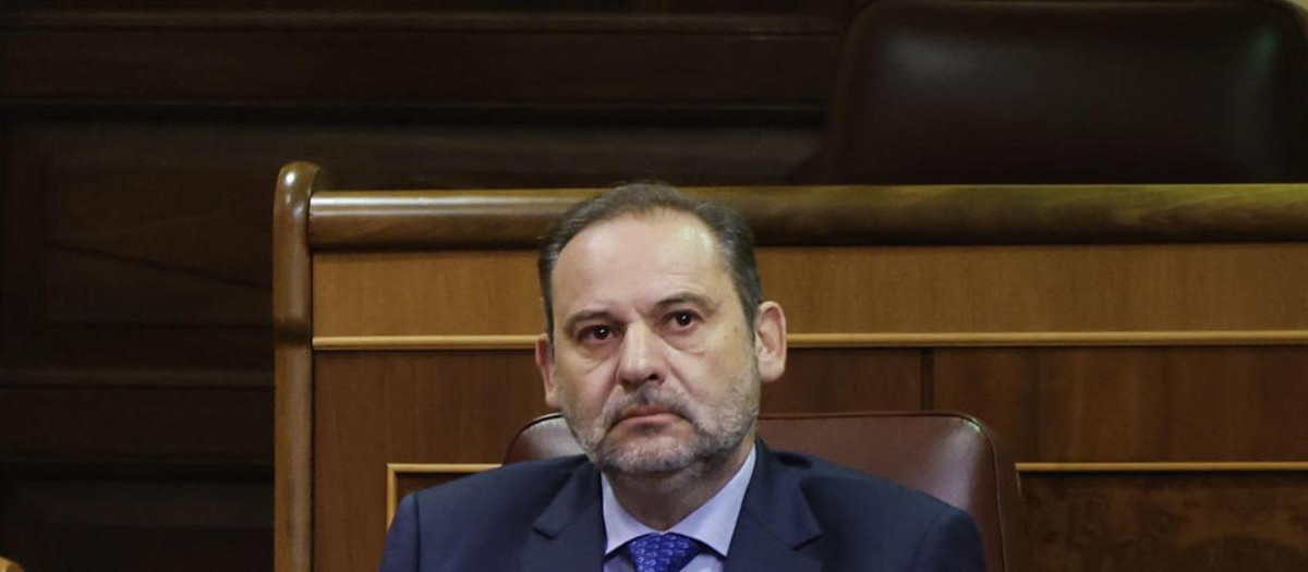 El diputado del Grupo Mixto José Luis Ábalos