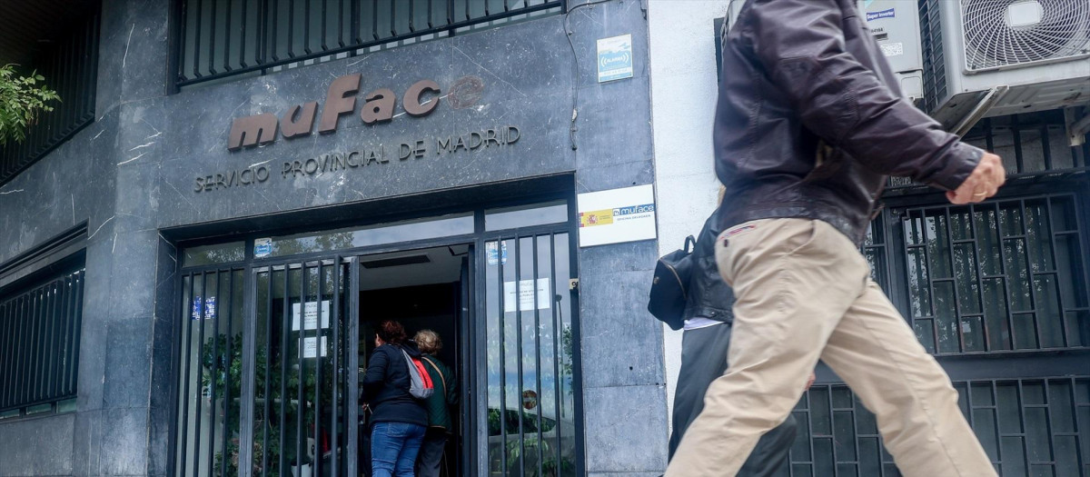 Fachada de un edificio de Muface en la Avenida de Pablo Iglesias de Madrid