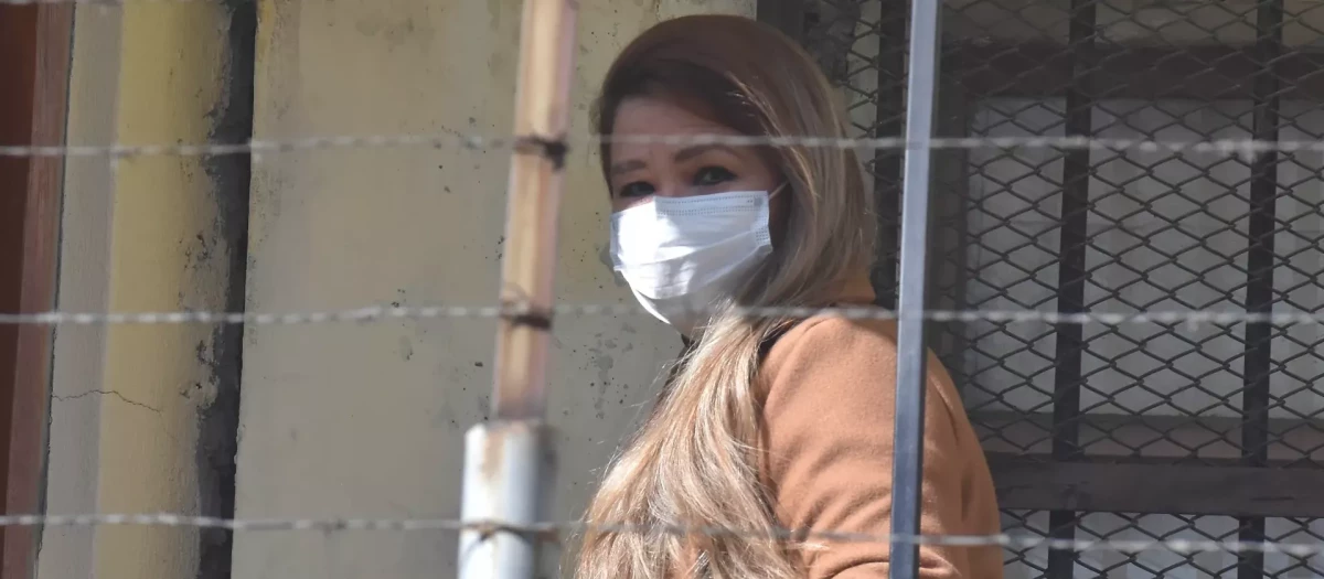 La expresidenta de Bolivia, Jeanine Áñez, durante su estancia en prisión en Miraflores (La Paz)