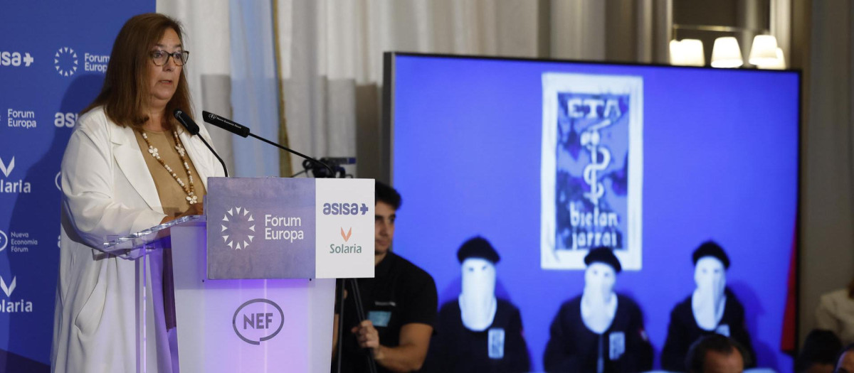 La presidenta de la AVT, durante el desayuno informativo de "Economía Nuevo Forum"