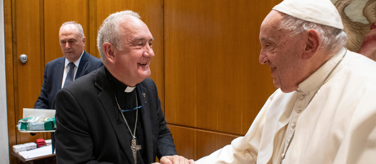 El Papa recibió monseñor Ángel Pérez Pueyo con gran cordialidad