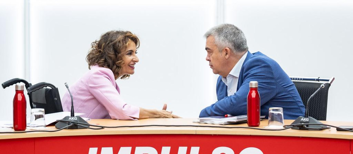 María Jesús Montero y Santos Cerdán, en Ferraz