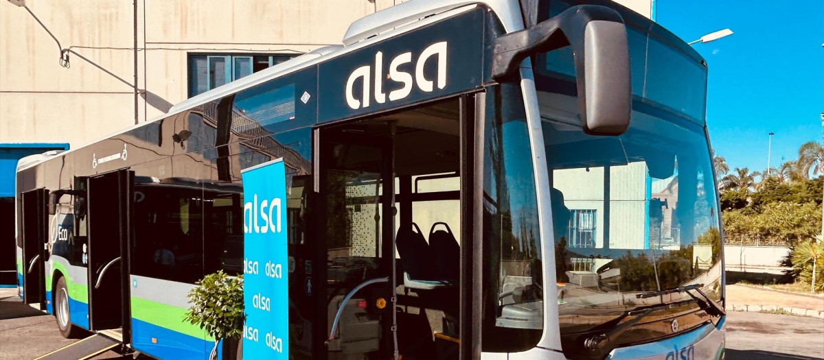 Autobús de Alsa, la empresa que domina el mercado de autobuses interprovinciales en España.