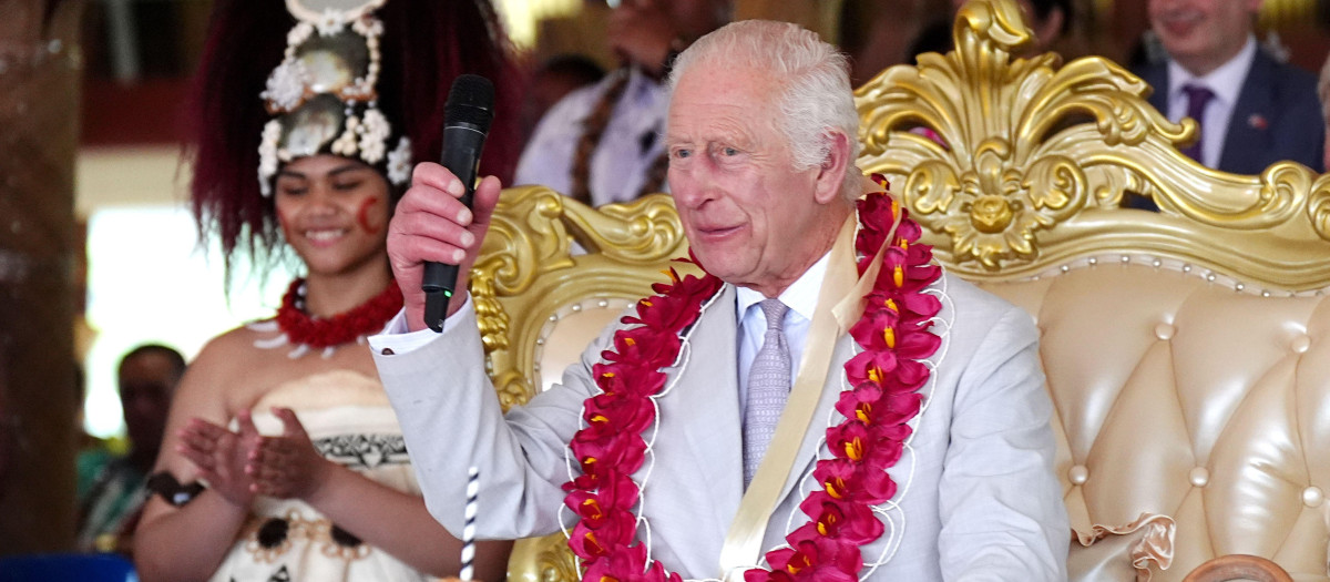 Mandatory Credit: Photo by Aaron Chown/Pool/Shutterstock (14822458bc)
King Charles III during a farewell ceremony at Siumu Village on the final day of the royal visit to Australia and Samoa.
King Charles III and Queen Camilla join a Farewell Ceremony at Siumu Village, Samoa - 26 Oct 2024
Their Majesties will meet local people at Siumu Village. The village is twinned with the United Kingdom for CHOGM. *** Local Caption *** .
