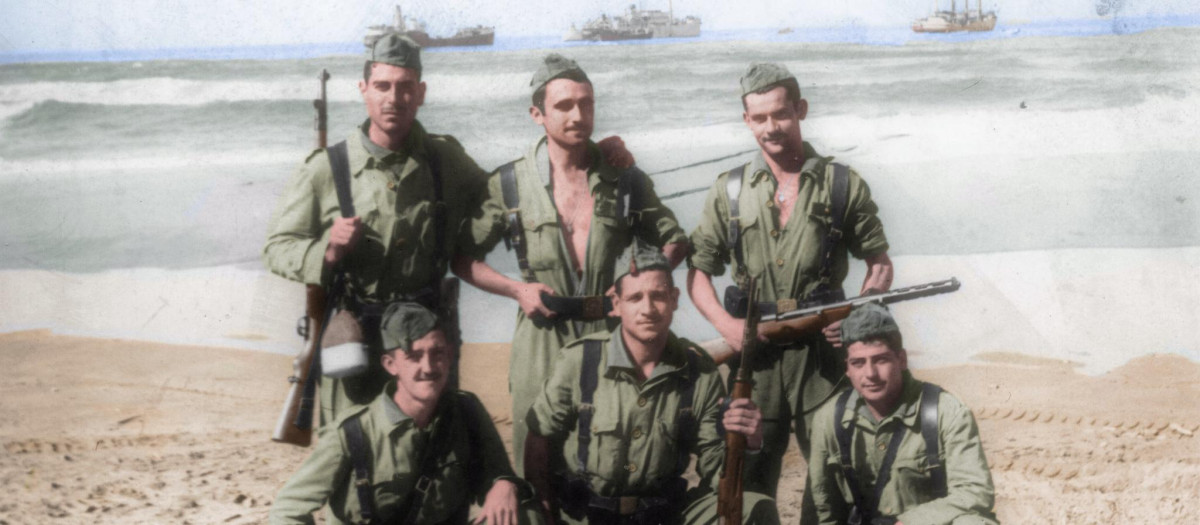 Soldados españoles en la guerra de Ifni-Sahara consecuencia de la política exterior del Gran Marruecos