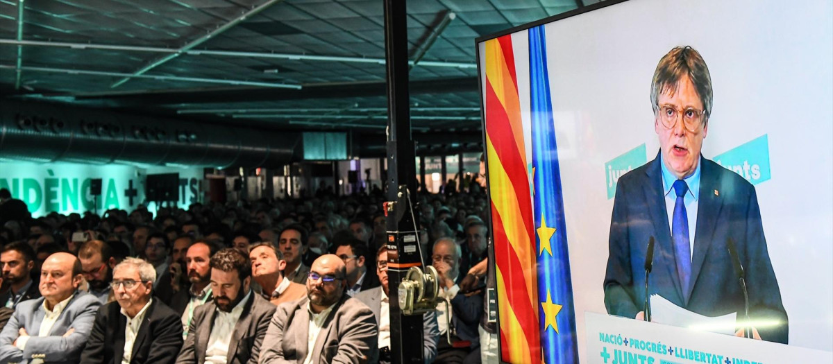 Intervención telemática de Carles Puigdemont en el congreso de Junts